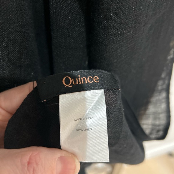 Quince 100% European Linen Black Drape Scarf
Fringe NWOT Preppy - Picture 4 of 5
